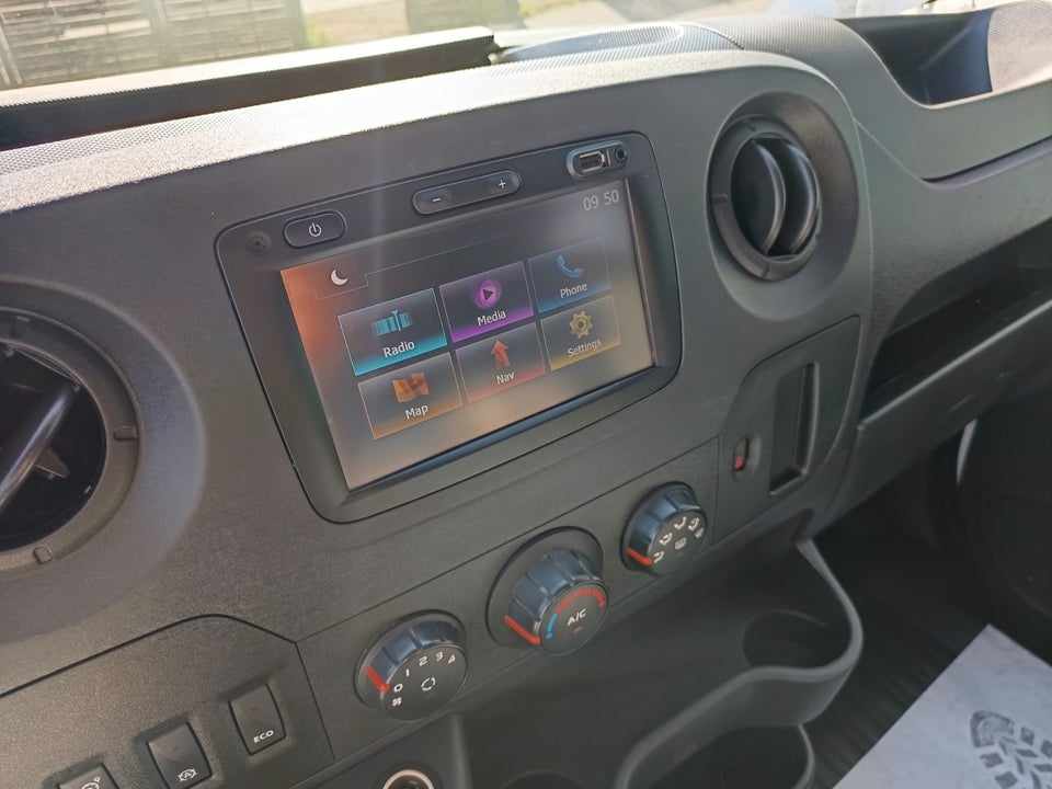 Renault Master III T35 2,3 dCi 145 L3 Db.Kab m/lad 4d