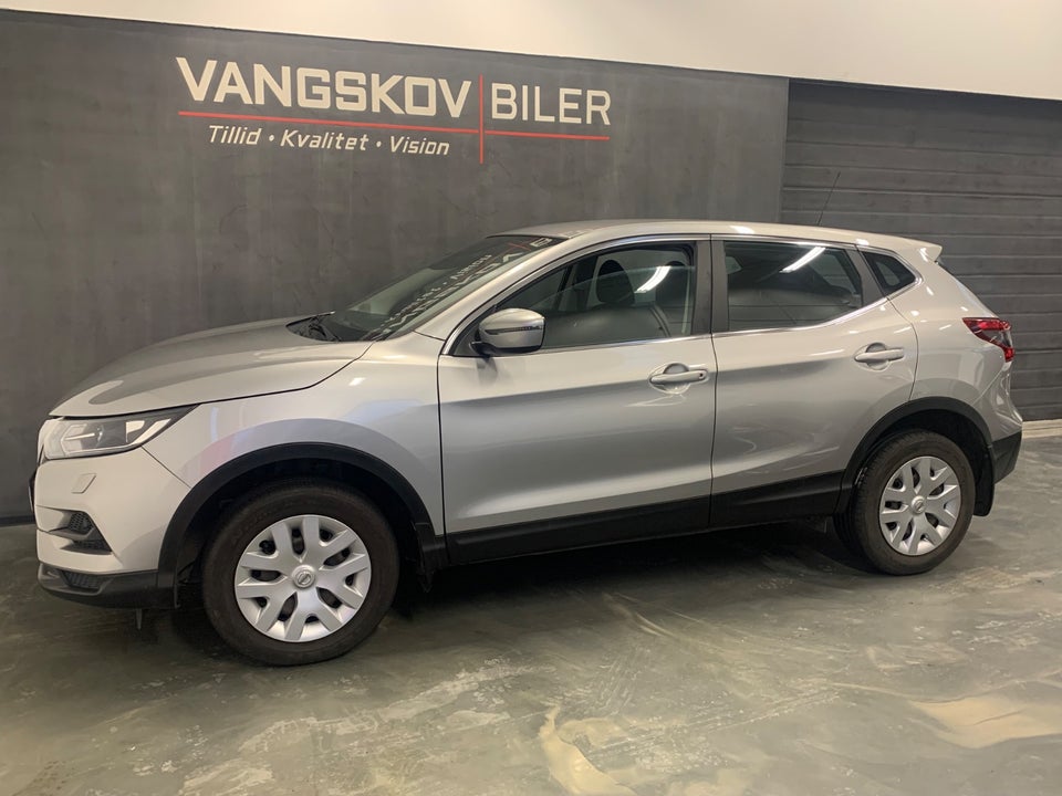 Nissan Qashqai 1,3 Dig-T 140 Visia 5d