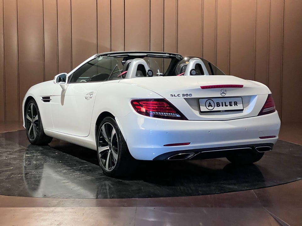 Mercedes SLC300 2,0 AMG Line aut. 2d