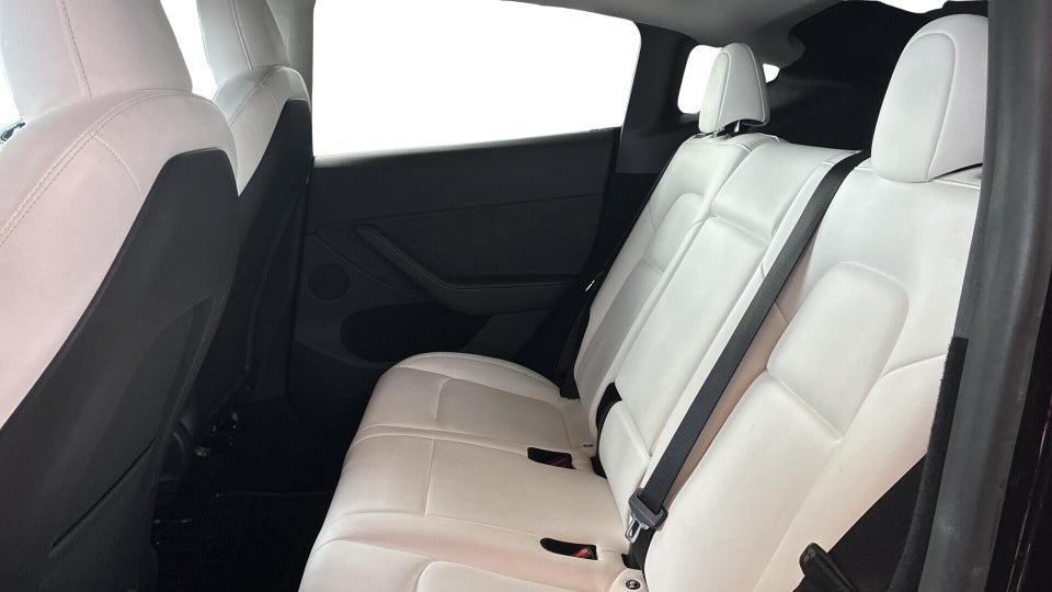 Tesla Model Y RWD 5d