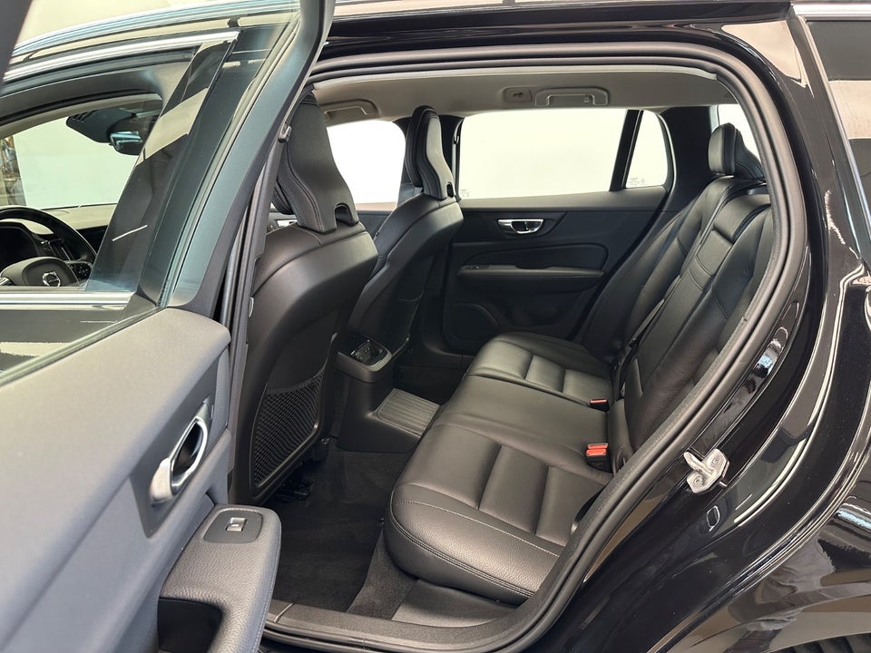 Volvo V60 2,0 T6 ReCharge Inscription aut. AWD 5d