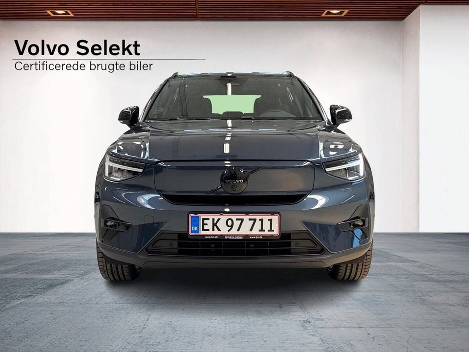 Volvo EX40 Extended Range Black Edition Excess 5d