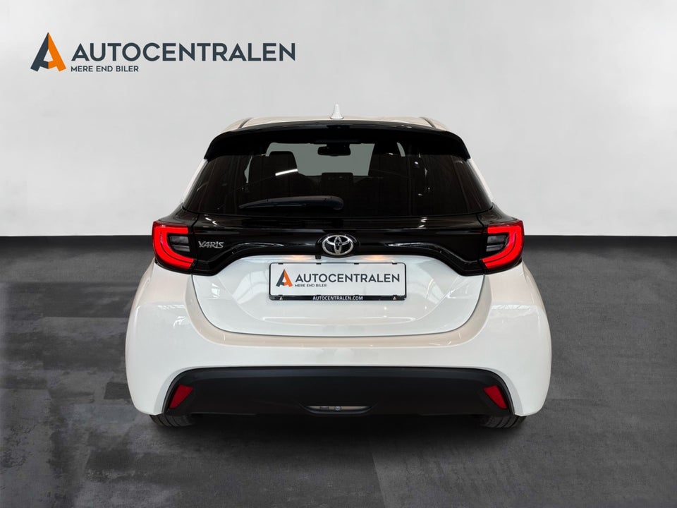 Toyota Yaris 1,5 Active 5d