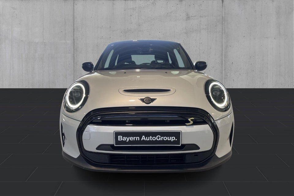 MINI Cooper SE Maximise 3d