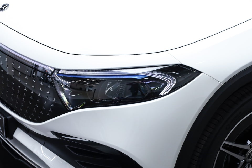 Mercedes EQB250+ AMG Advance 5d