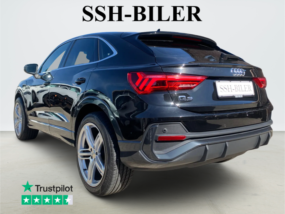Audi Q3 45 TFSi e Attitude plus S-tr. 5d