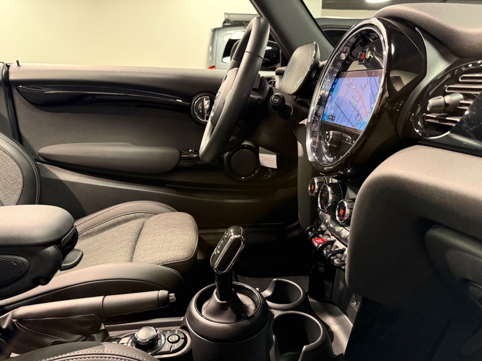 MINI Cooper 1,5 Experience Cabriolet aut. 2d