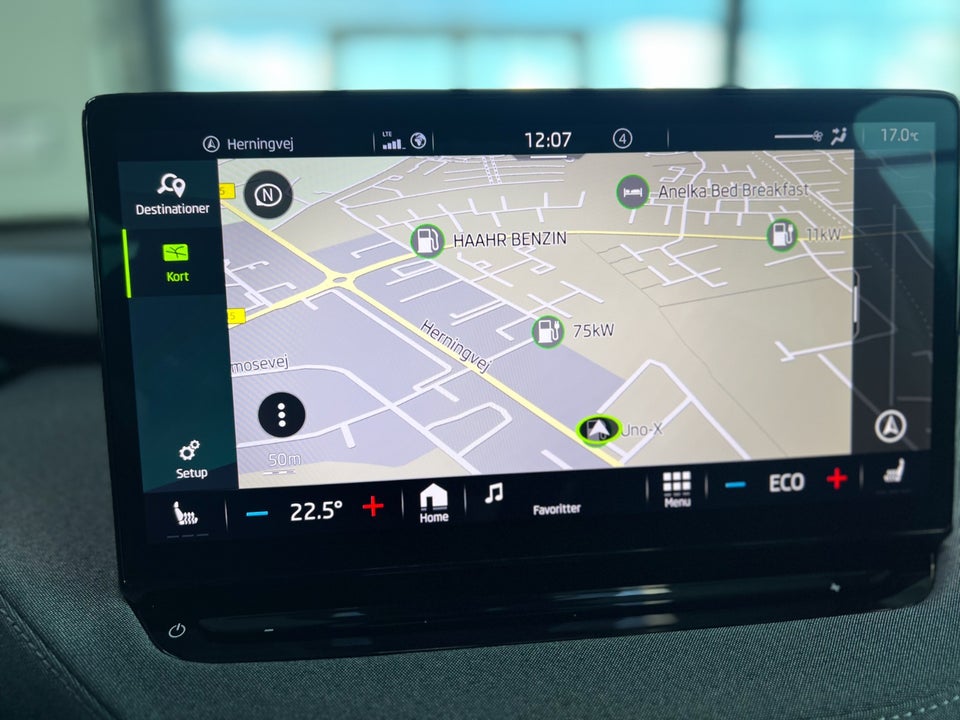 Skoda Enyaq 80x iV Loft 5d