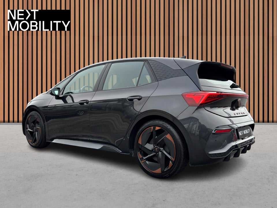 Cupra Born 58 e-Boost Dinamica Pack High 5d