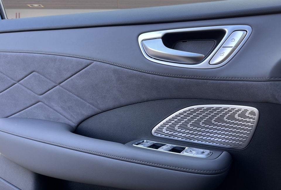 MG MGS6 77 Luxury AWD 5d