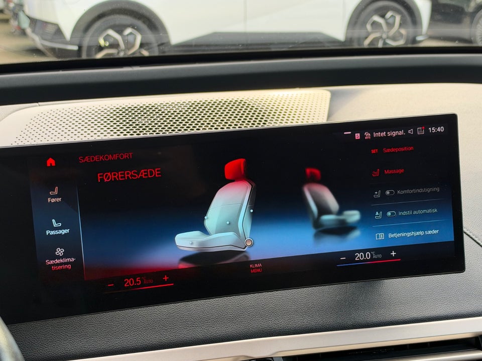 BMW iX xDrive40 Fully Charged 5d