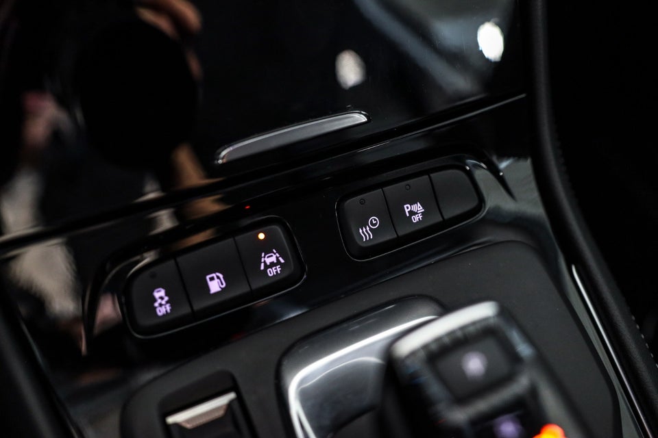 Opel Grandland X 1,6 Hybrid4 Impress aut. 5d