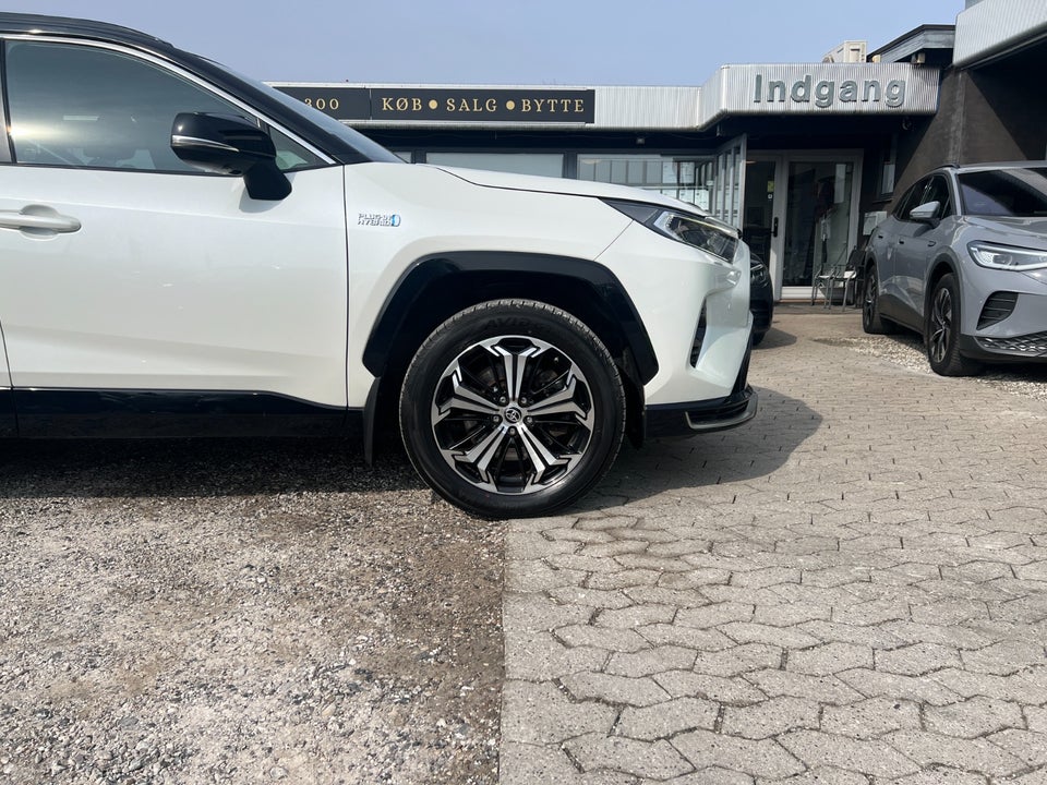 Toyota RAV4 2,5 Plug-in Hybrid H3 Style AWD-i 5d