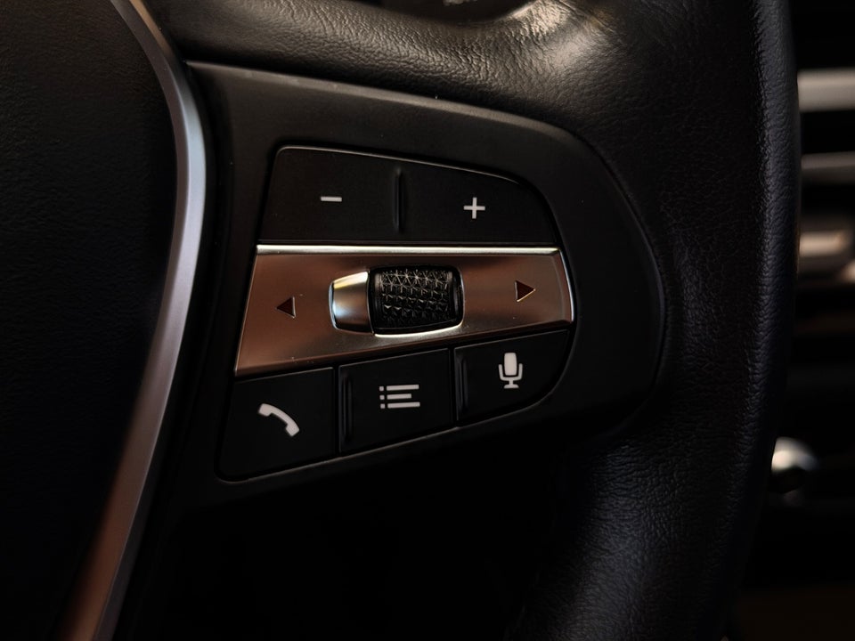 BMW i4 eDrive35 Charged 5d