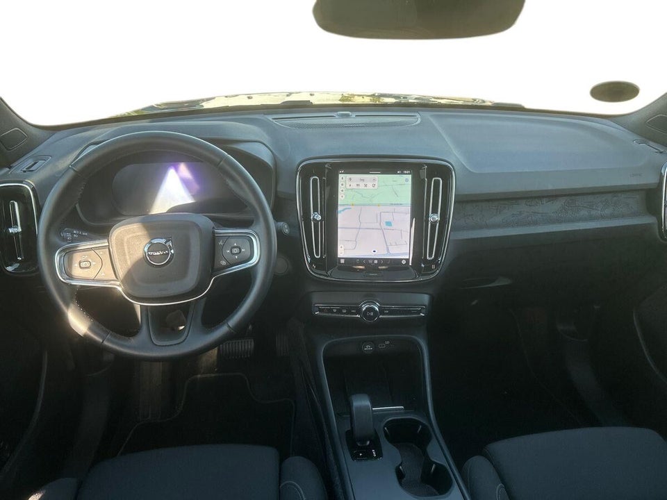 Volvo EX40 Extended Range Black Edition 5d