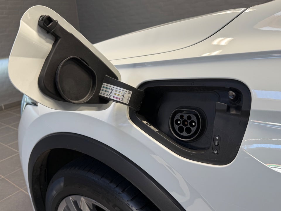 VW Tiguan 1,4 eHybrid R-line DSG 5d