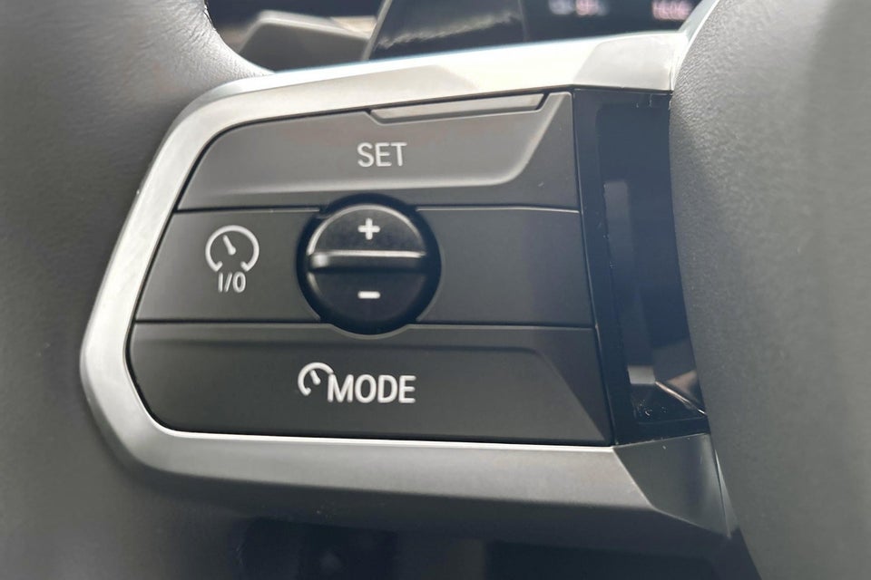 BMW iX1 eDrive20 M-Sport 5d