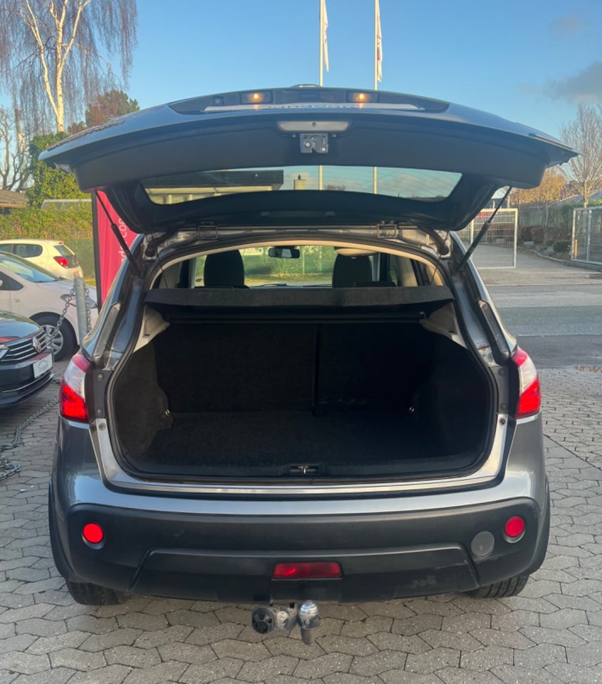 Nissan Qashqai 1,5 dCi 110 Tekna 5d