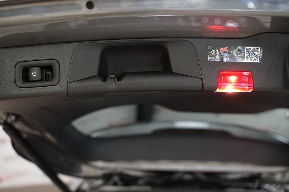 Mercedes EQB250+ Electric Art 5d