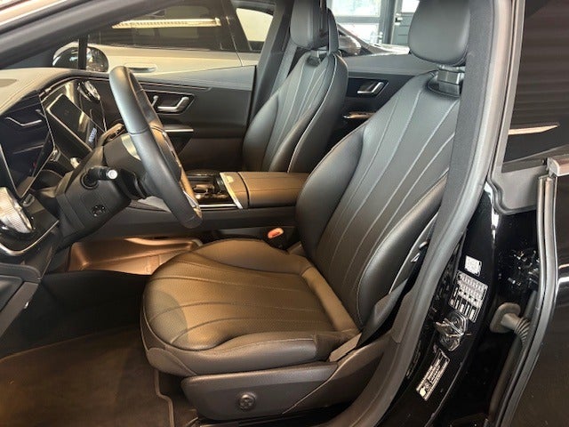 Mercedes EQE300 Electric Art 4d