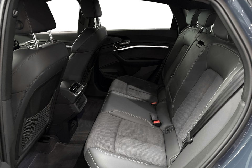 Audi Q8 e-tron 55 S-line Sportback quattro 5d