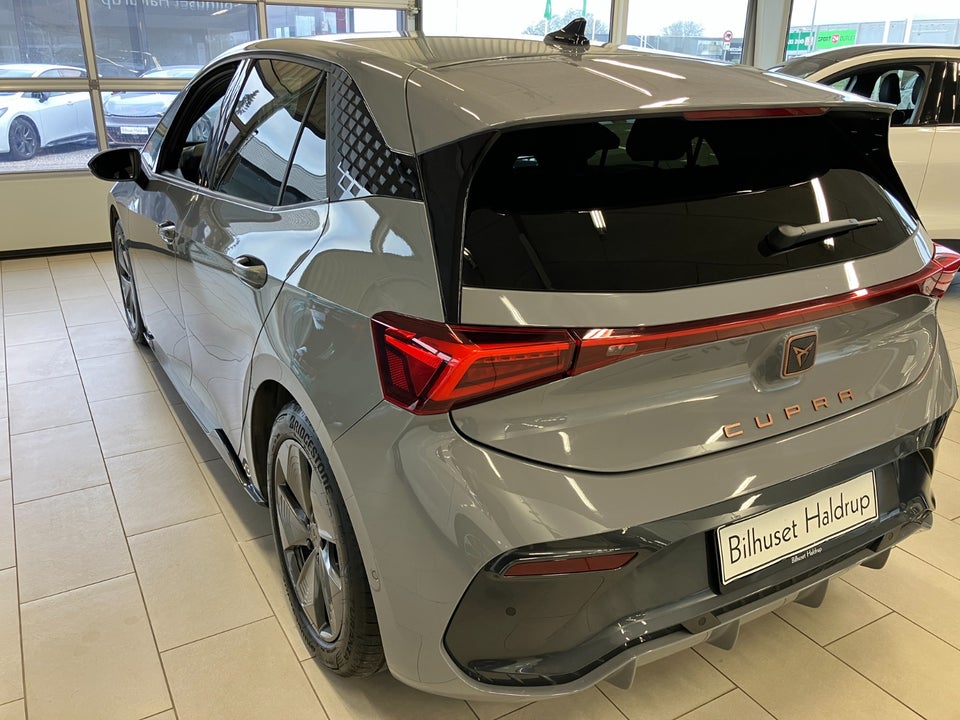 Cupra Born 58 High 5d