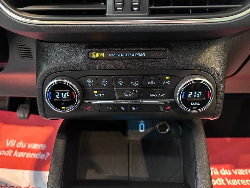 Ford Focus 1,0 EcoBoost Titanium stc. 5d