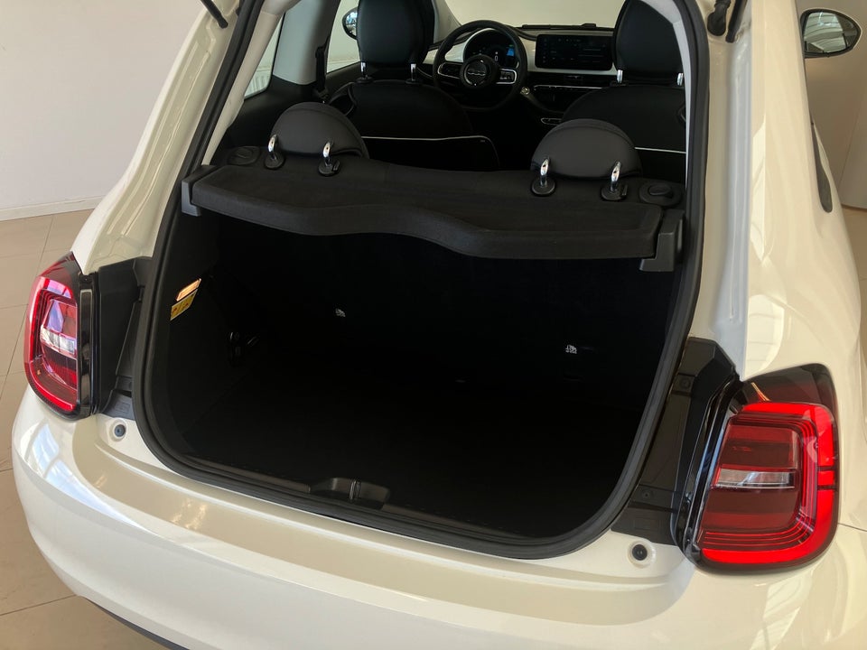 Fiat 500e 24 Action 3d