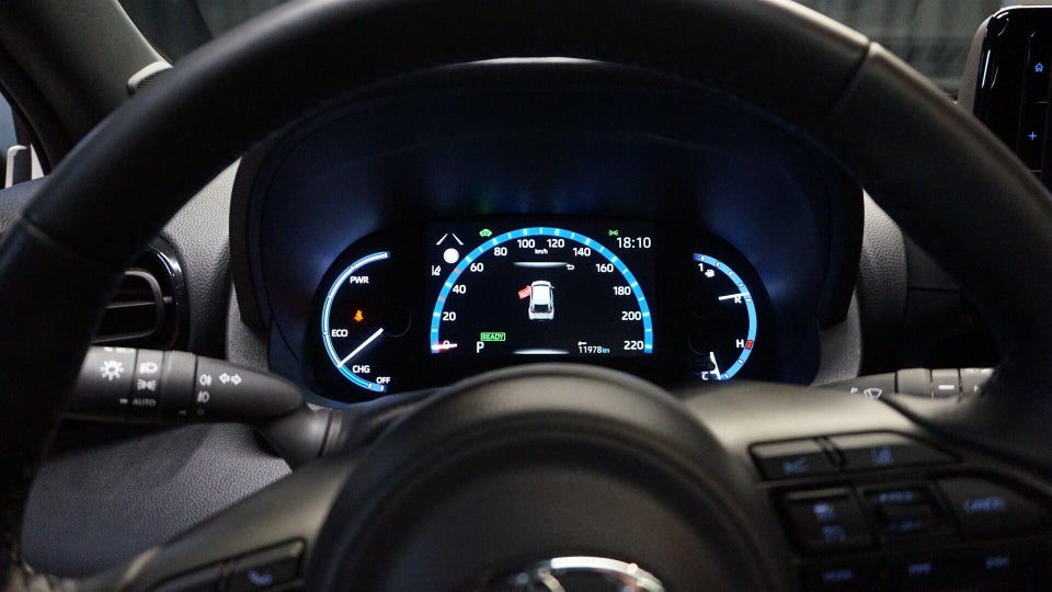 Toyota Yaris Cross 1,5 Hybrid Style Tech+ e-CVT 5d