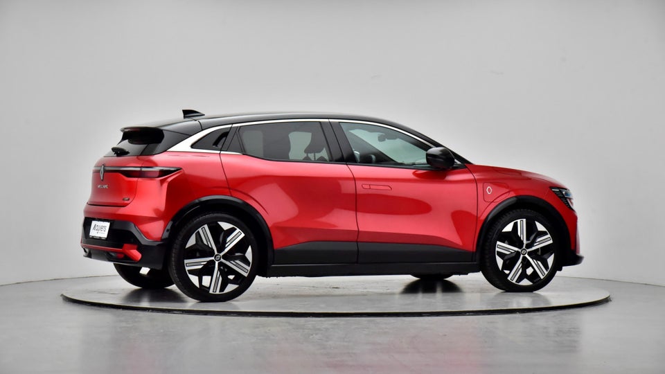 Renault Megane E-Tech 60 Iconic 5d