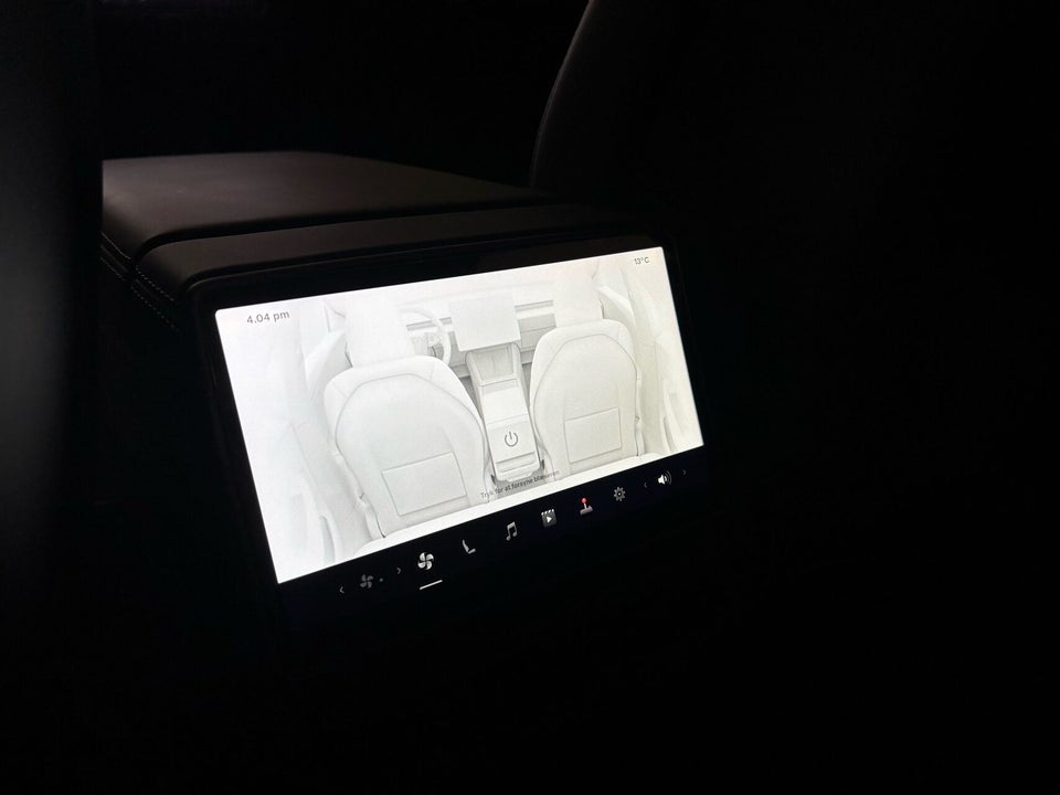 Tesla Model 3 Long Range AWD 4d