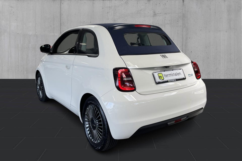 Fiat 500e Icon Pack Cabrio 2d