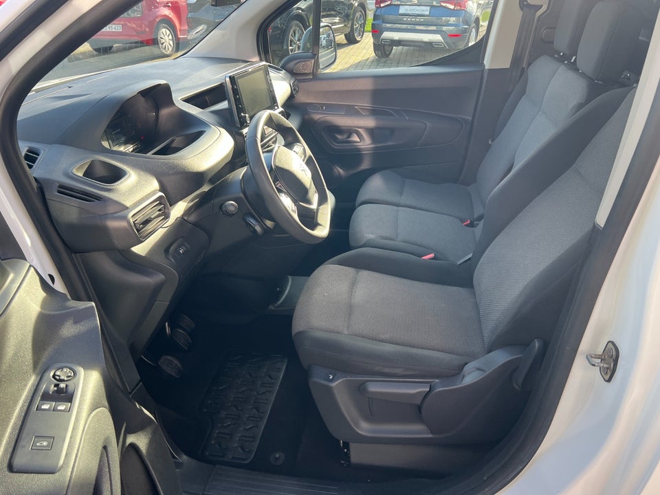 Peugeot Partner 1,5 BlueHDi 100 L1V1 Ultimate Van