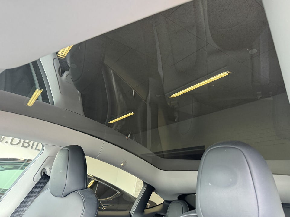 Tesla Model Y Long Range RWD 5d
