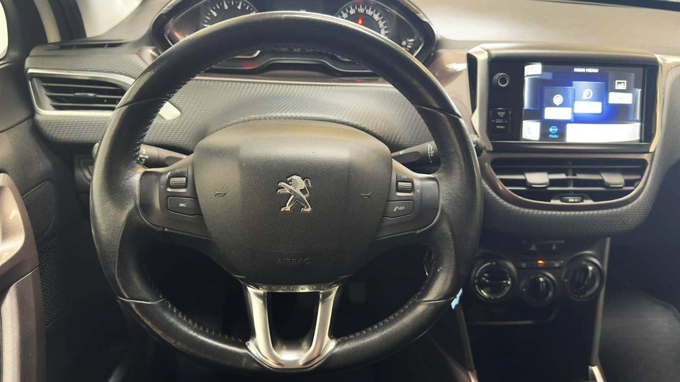 Peugeot 2008 1,2 VTi 82 Active 5d