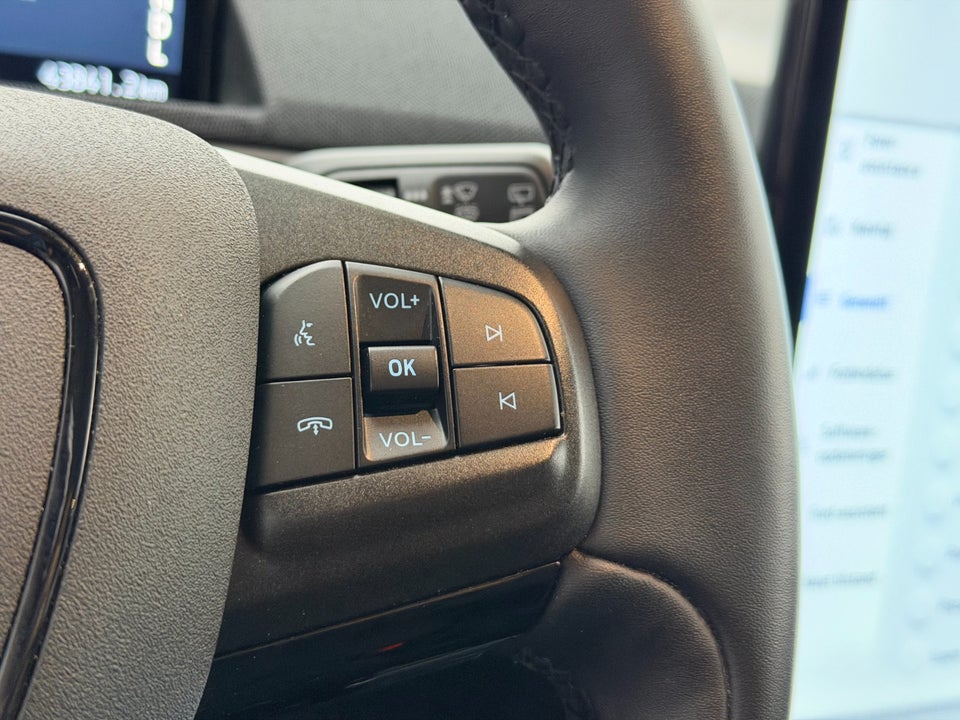 Ford Mustang Mach-E 75 Standard Range 5d