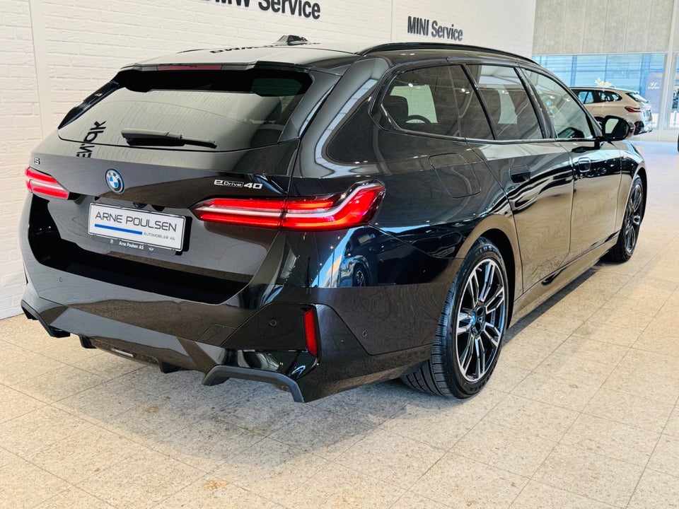 BMW i5 eDrive40 Touring M-Sport 5d