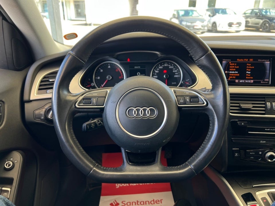 Audi A4 2,0 TDi 177 S-line Avant Multitr. 5d