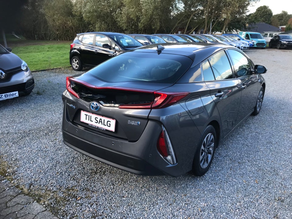 Toyota Prius 1,8 Plug-in Hybrid H3 MDS 5d