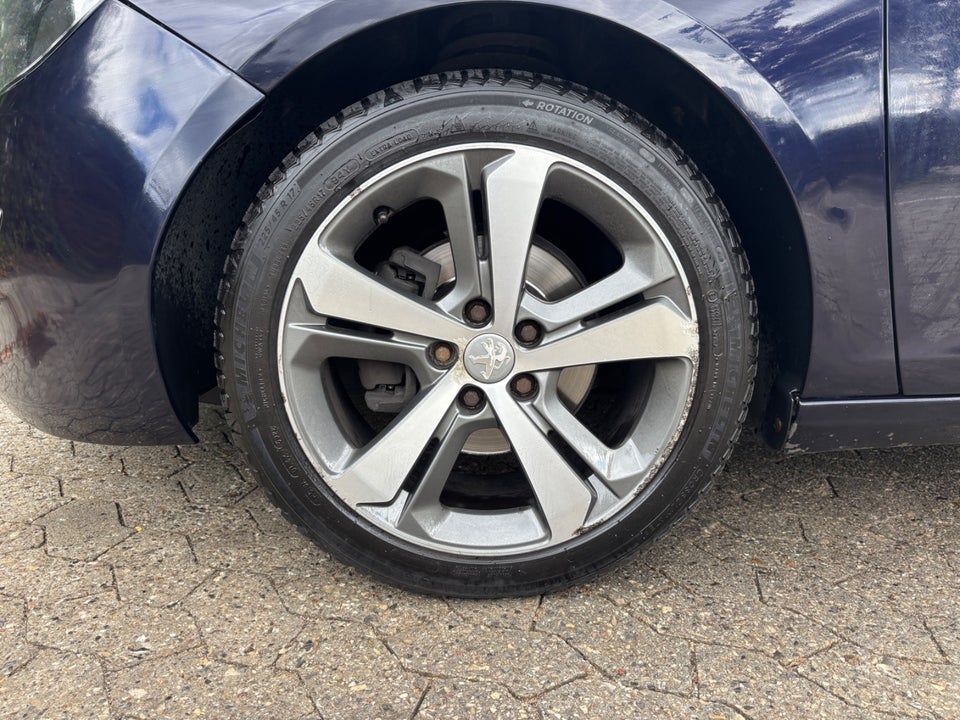 Peugeot 308 1,2 e-THP 130 Allure SW EAT6 5d