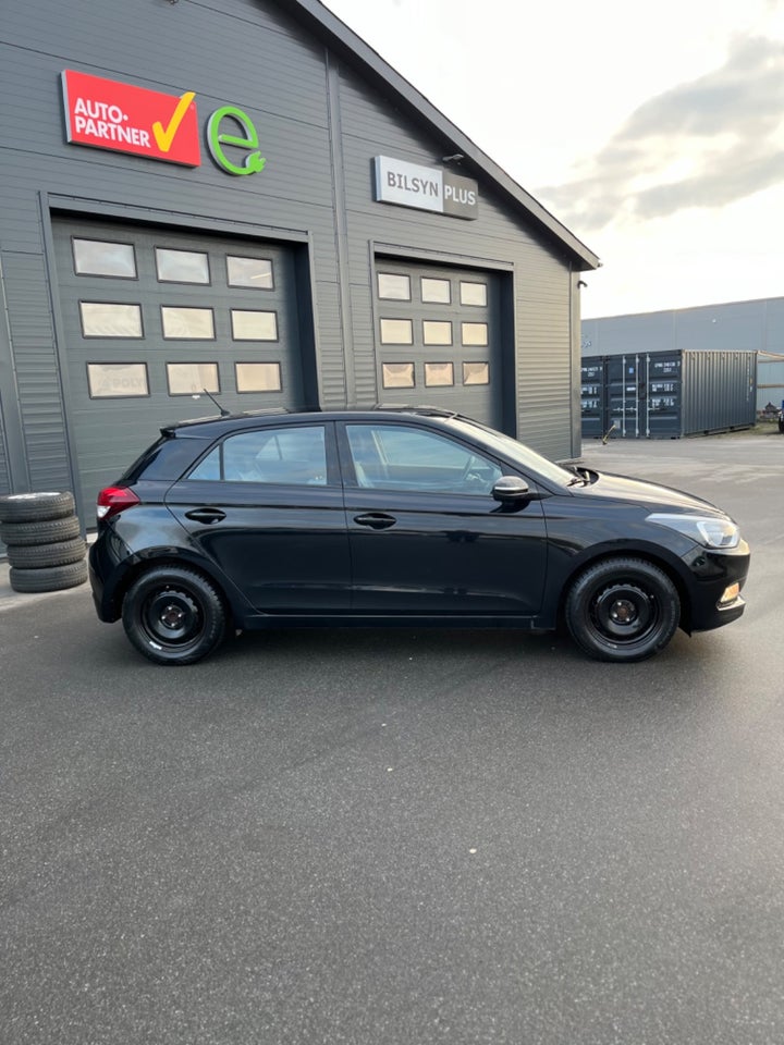 Hyundai i20 1,25 Comfort 5d