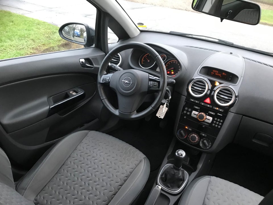 Opel Corsa 1,3 CDTi 95 Cosmo eco 5d