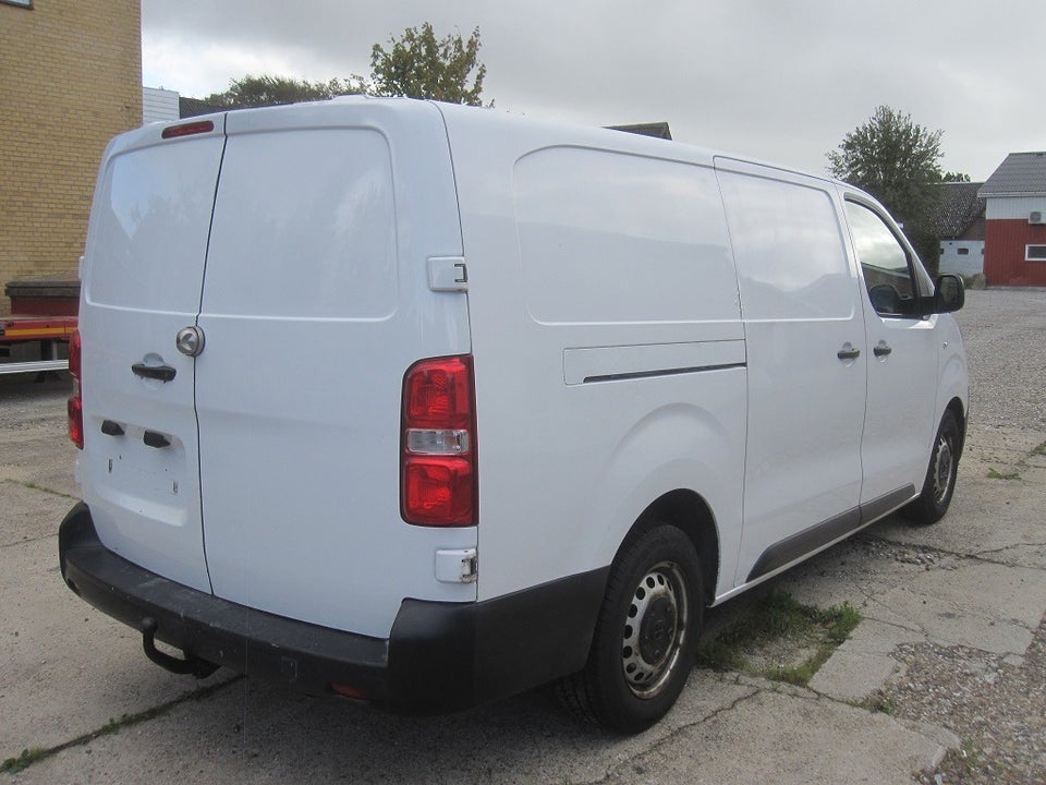 Toyota ProAce 2,0 D 120 Long Comfort 5d