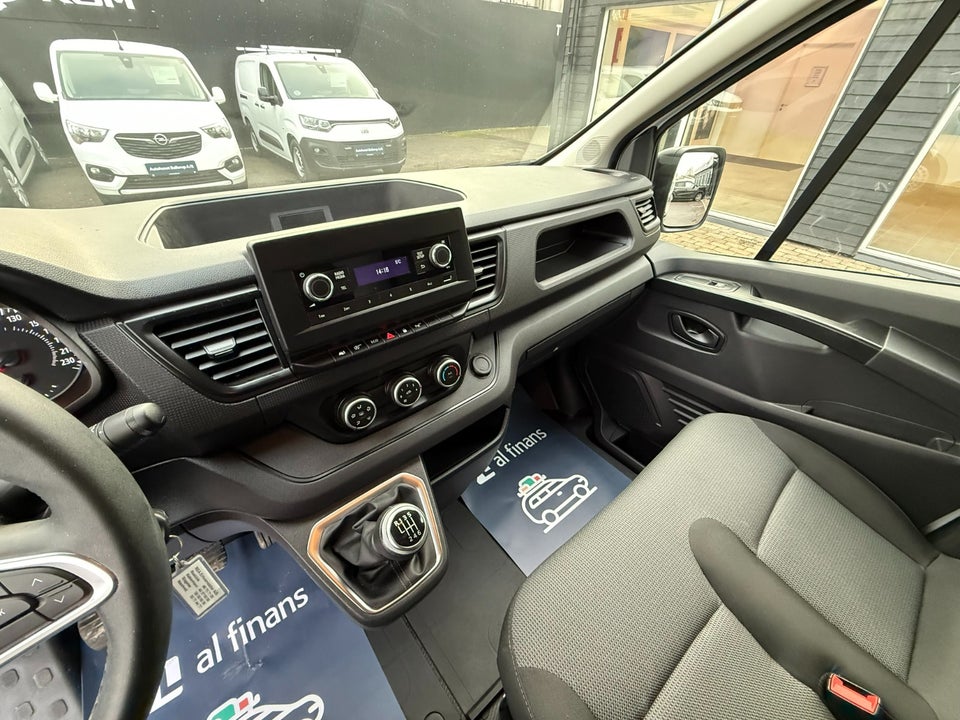 Renault Trafic 2,0 dCi 130 L2H1