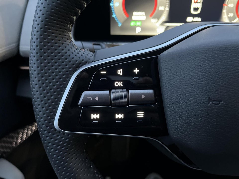 Nissan Ariya 87 Evolve 5d