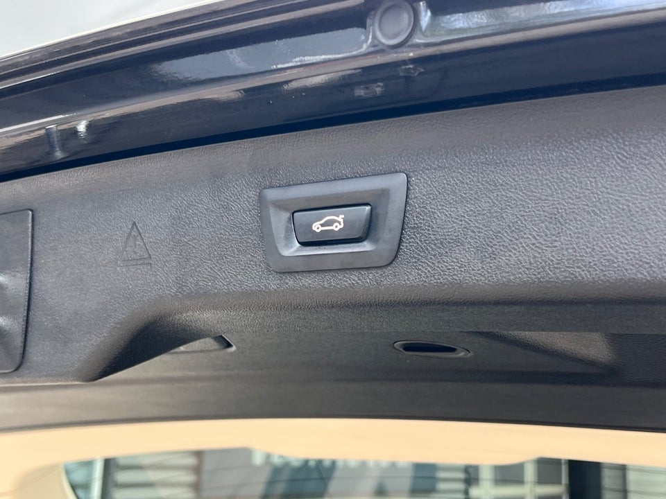 BMW 520d 2,0 Touring Connected aut. 5d