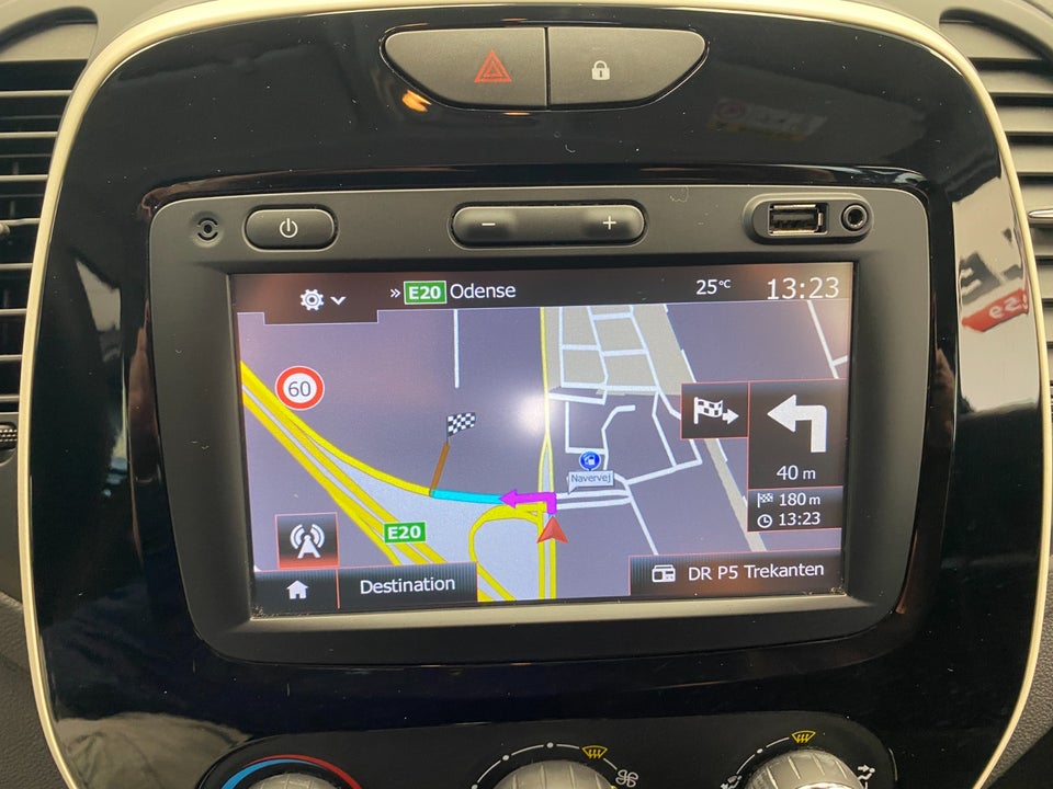 Renault Captur 0,9 TCe 90 Expression 5d