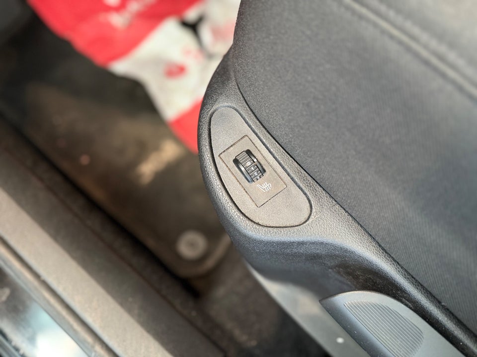 Peugeot 308 1,6 HDi 109 Comfort+ 5d