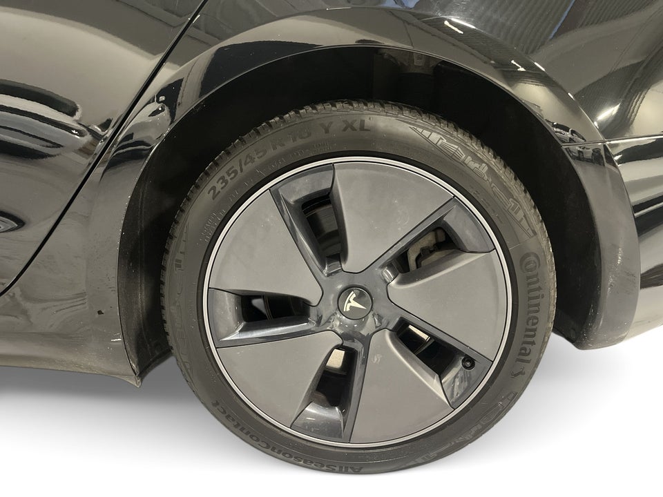 Tesla Model 3 RWD 4d