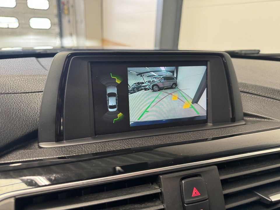 BMW 320i 2,0 Sport Line aut. 4d